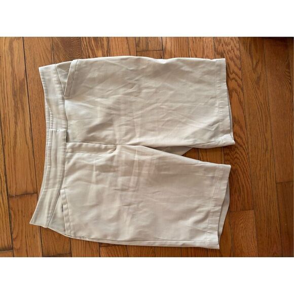 Tail Shorts - Picture 1 of 3